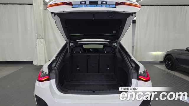 BMW i4 2024 — photo 26