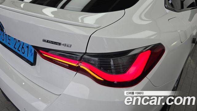 BMW i4 2024 — photo 9