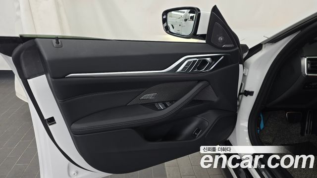 BMW i4 2024 — photo 14