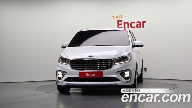 Kia Canival 2019 — photo 3