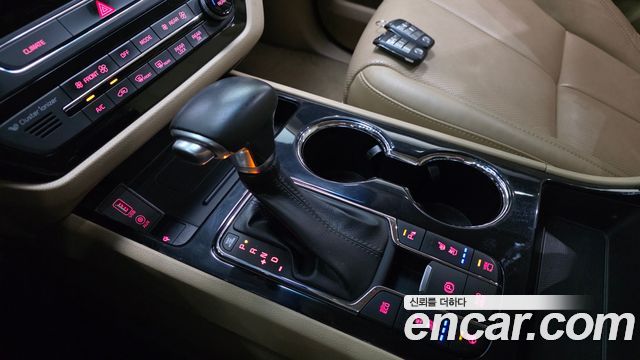Kia Canival 2019 — photo 12