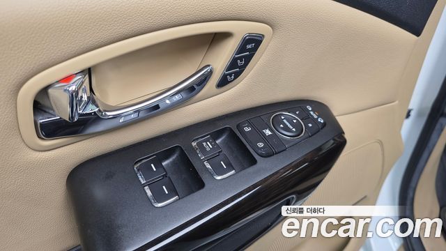 Kia Canival 2019 — photo 18
