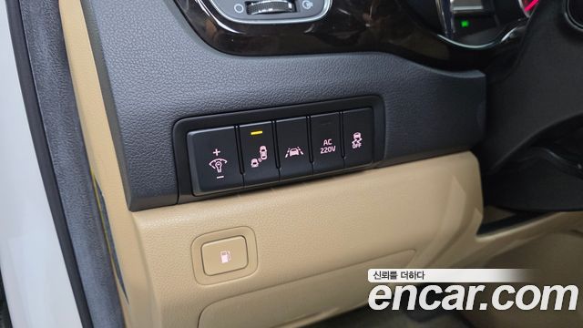 Kia Canival 2019 — photo 19