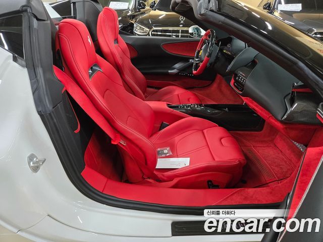 Ferrari SF90 2023 — photo 10
