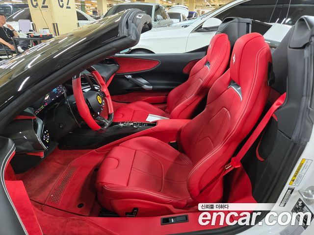 Ferrari SF90 2023 — photo 15