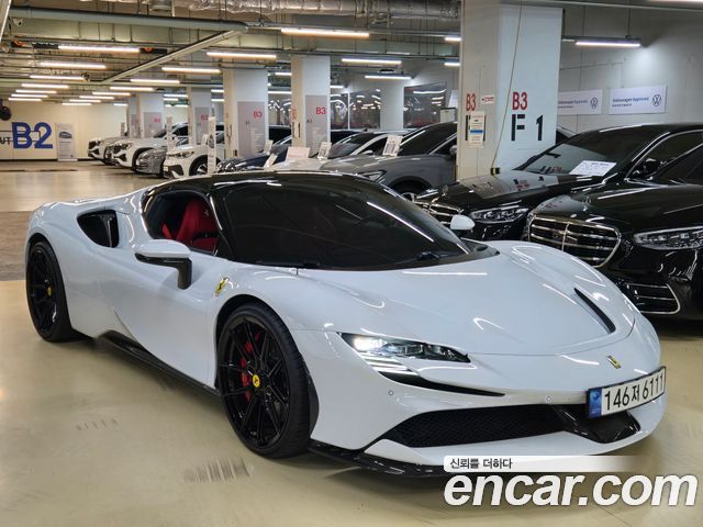 Ferrari SF90 2023 — photo 16