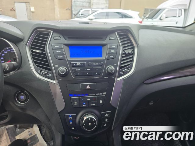 Hyundai Santafe 2015 — photo 9