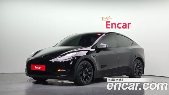 Tesla Model Y 2022 — photo 1