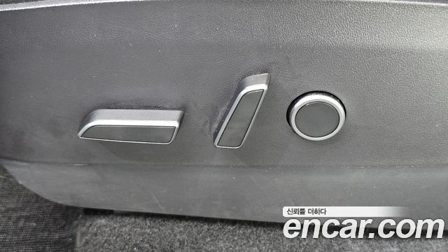 Tesla Model Y 2022 — photo 20