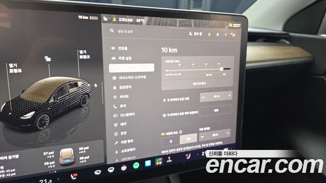 Tesla Model Y 2022 — photo 22