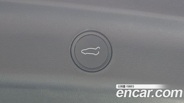 Tesla Model Y 2022 — photo 24