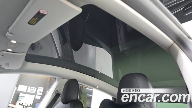 Tesla Model Y 2022 — photo 26