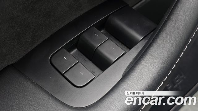Tesla Model Y 2022 — photo 29