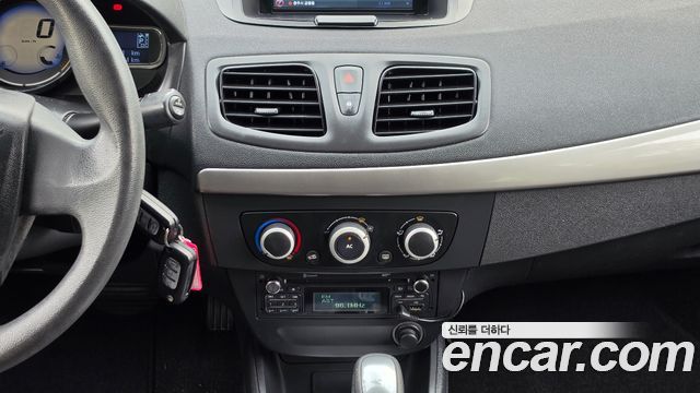 Renault Korea SM3 2014 — photo 16