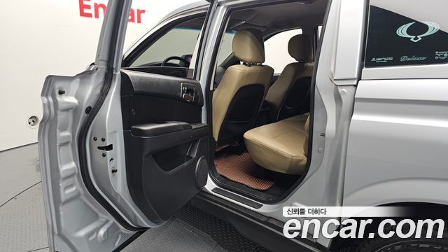 KG Mobility KORANDO 2014 — photo 12