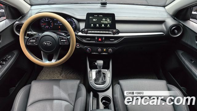 Kia K3 2019 — photo 10