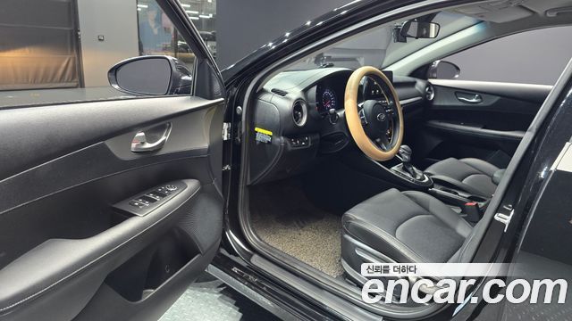 Kia K3 2019 — photo 13