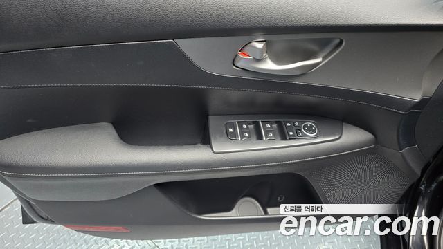 Kia K3 2019 — photo 14