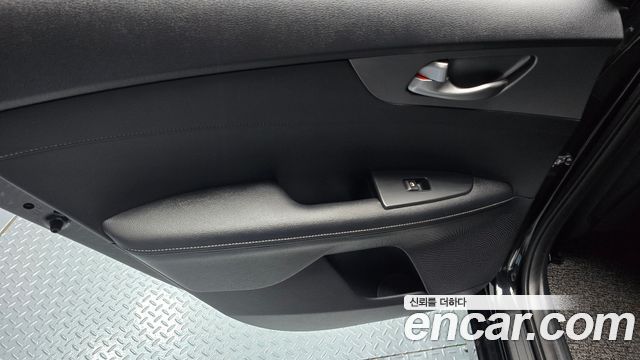 Kia K3 2019 — photo 15