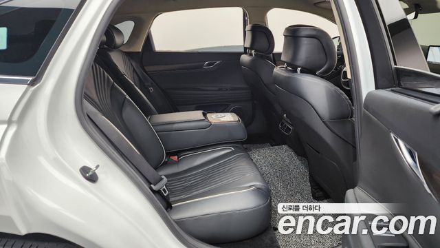 Genesis G80 2021 — photo 17
