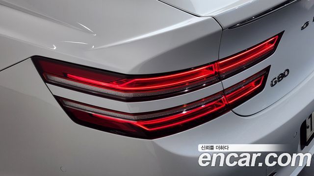 Genesis G80 2021 — photo 9