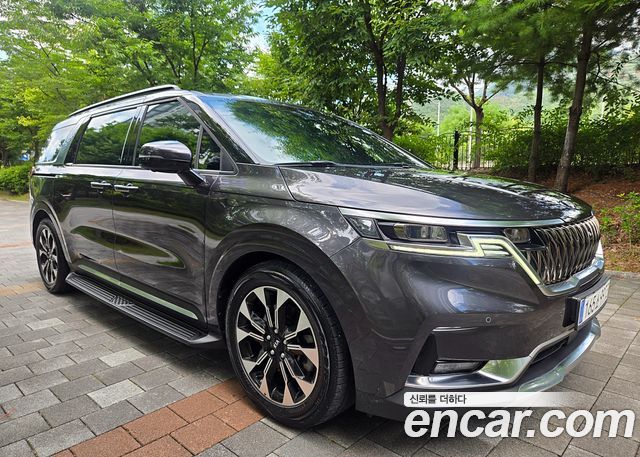 Kia Canival 2021 — photo 9