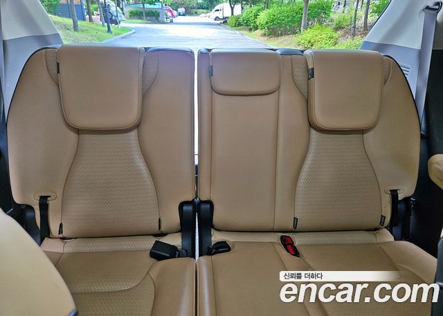 Kia Canival 2021 — photo 15