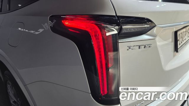 Cadillac XT6 2020 — photo 9