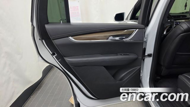 Cadillac XT6 2020 — photo 15