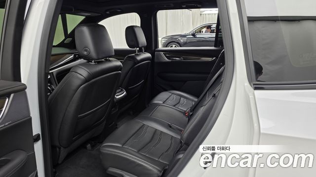 Cadillac XT6 2020 — photo 16