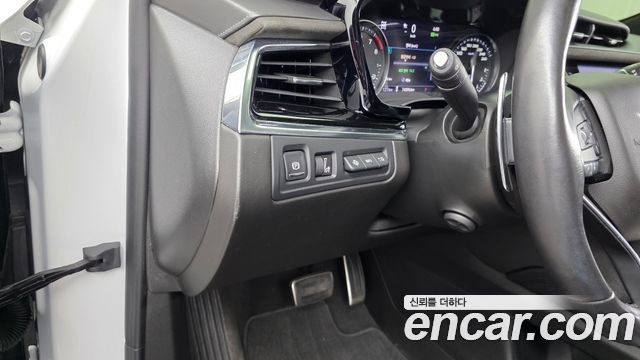 Cadillac XT6 2020 — photo 27