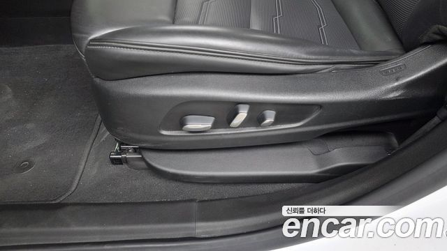 Cadillac XT6 2020 — photo 31