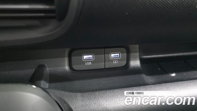 Hyundai Casper 2023 — photo 18
