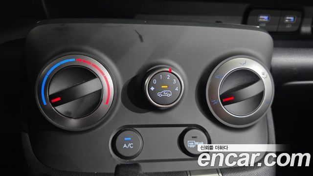 Hyundai Casper 2023 — photo 29