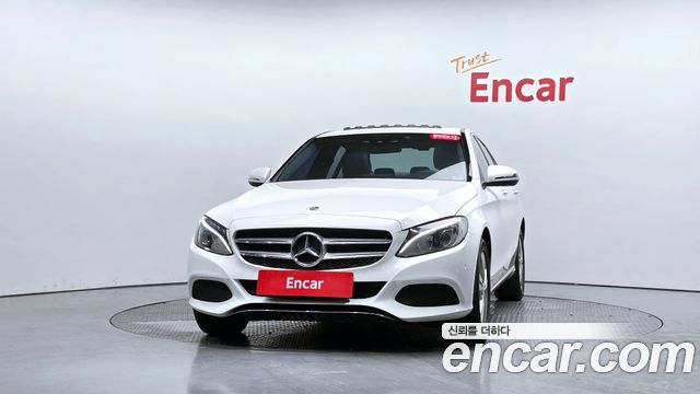 Mercedes-Benz C-Class 2018 — photo 3