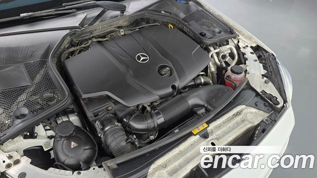 Mercedes-Benz C-Class 2018 — photo 6