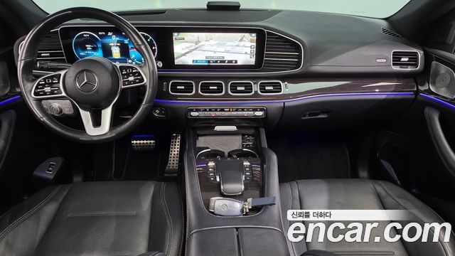 Mercedes-Benz GLE-Class 2021 — photo 10