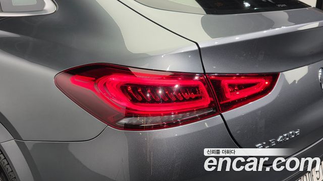 Mercedes-Benz GLE-Class 2021 — photo 9