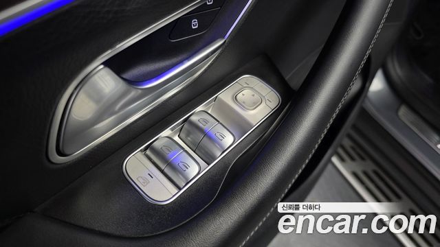 Mercedes-Benz GLE-Class 2021 — photo 39