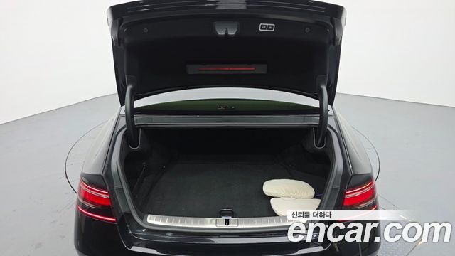 Genesis G90 2023 — photo 20