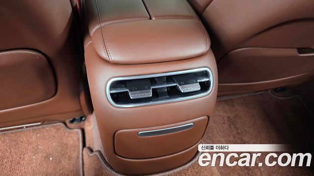 Genesis G90 2024 — photo 32