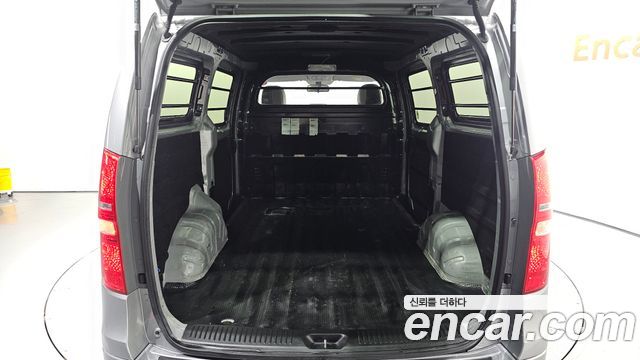 Hyundai Starex 2021 — photo 23