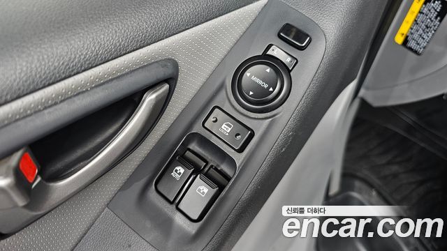 Hyundai Starex 2021 — photo 27