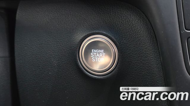 Hyundai Staria 2025 — photo 20