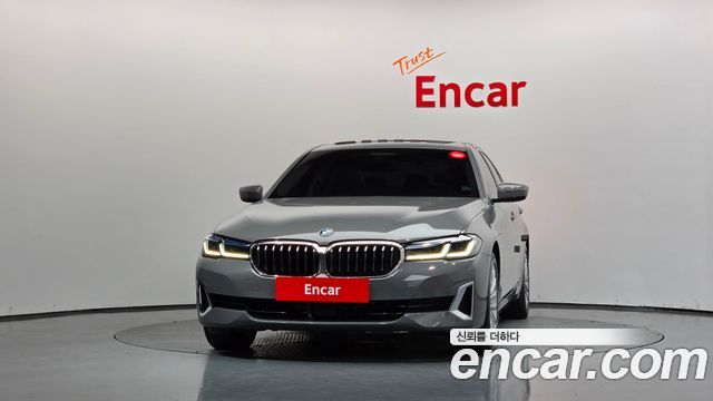 BMW 5-Series 2021 — photo 3