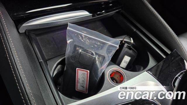 BMW 5-Series 2021 — photo 22