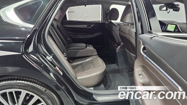Hyundai Grandeur 2018 — photo 18