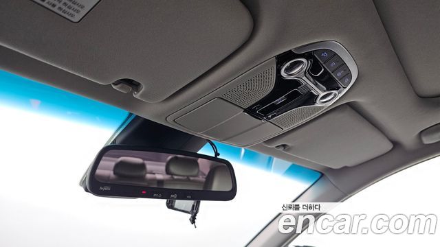 Hyundai Grandeur 2018 — photo 24