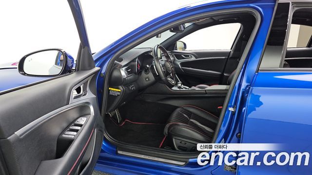 Genesis G70 2018 — photo 13