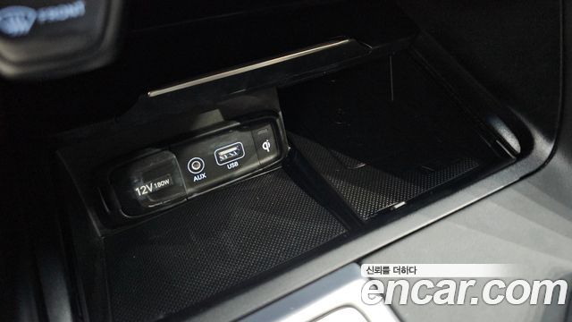 Genesis G70 2018 — photo 27